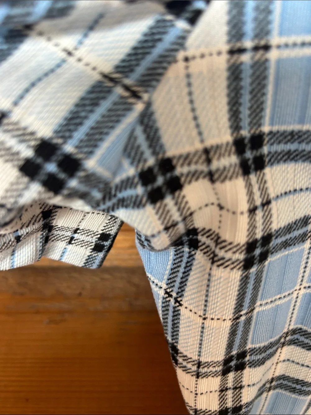 Rue21 Blue White and Black Plaid Puff-Sleeve Top